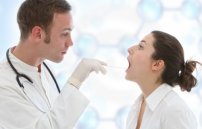 Воспаление миндалин в горле: симптомы и фото воспаленных гланд