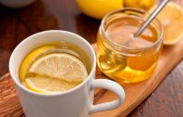 При простуде лимон и мед: рецепты приготовления чая